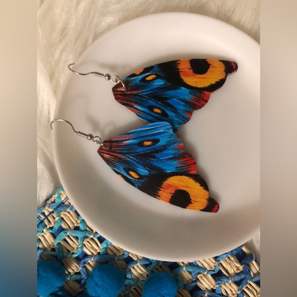 SHEIN clutch handbag & earrings - Picture 3 of 9